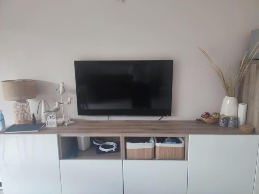 4-Persoons Appartement Met Een Mooi Uitzicht De Panne Exterior foto