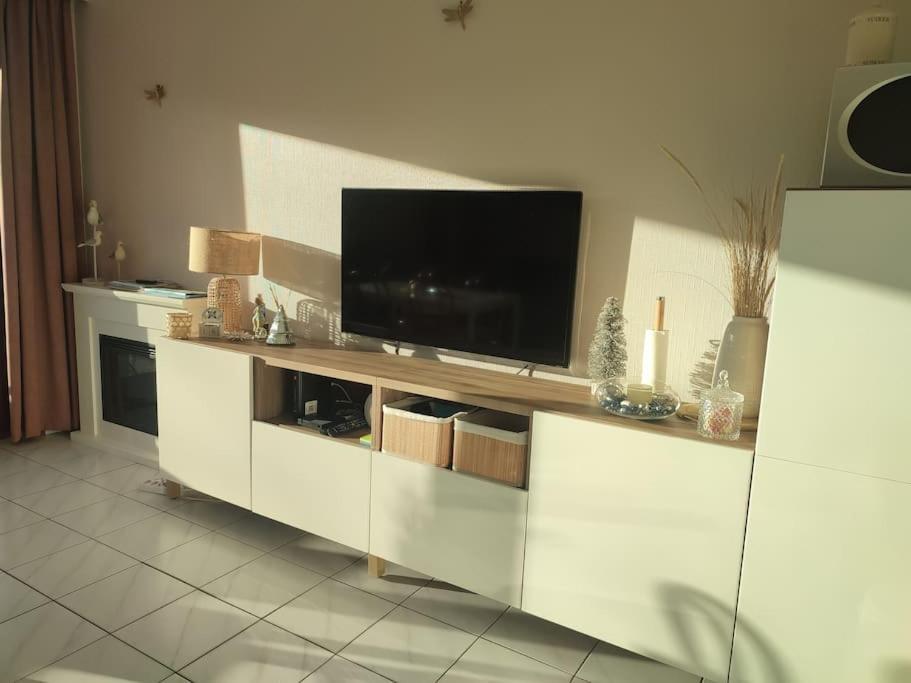 4-Persoons Appartement Met Een Mooi Uitzicht De Panne Exterior foto