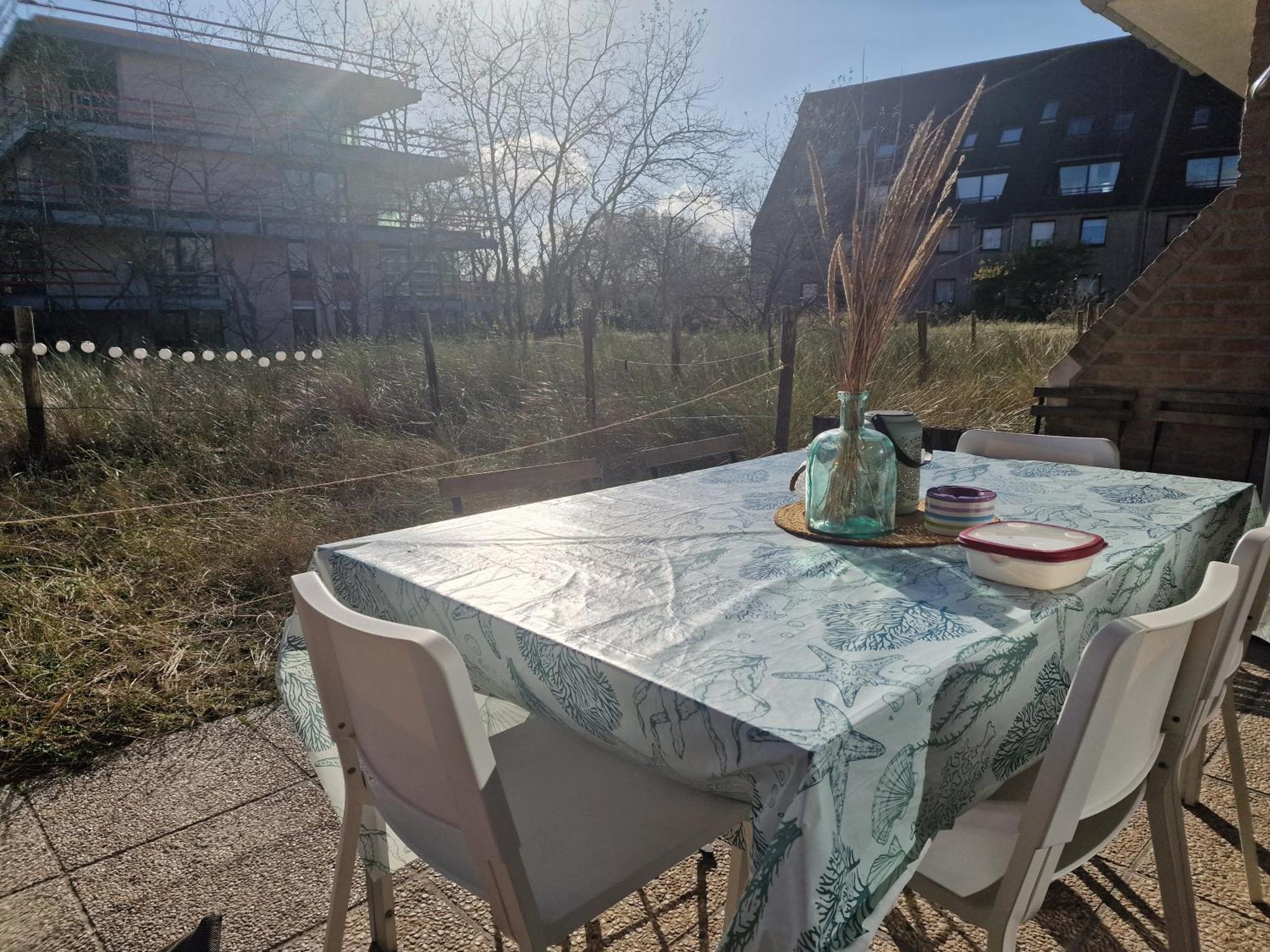 4-Persoons Appartement Met Een Mooi Uitzicht De Panne Exterior foto